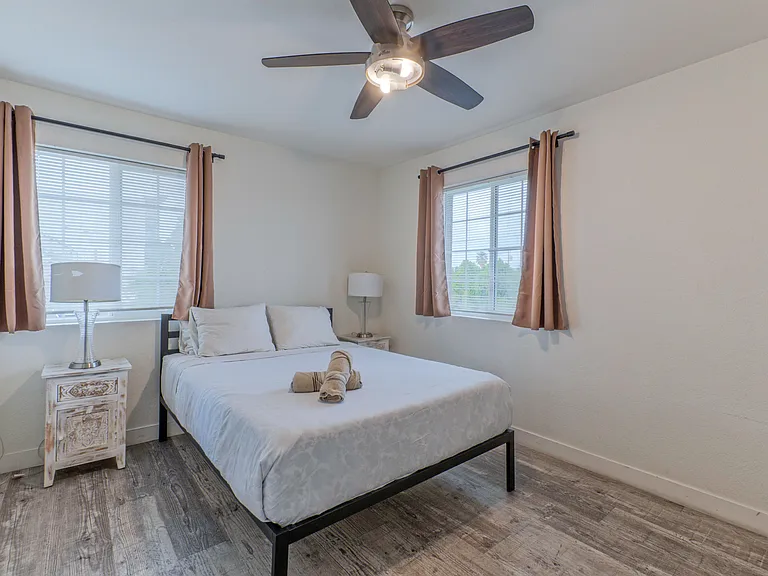 2087 E Lemon St #D — Photo 10