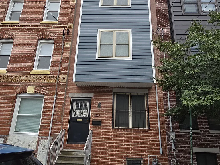 1319 S 16th St — Photo 1