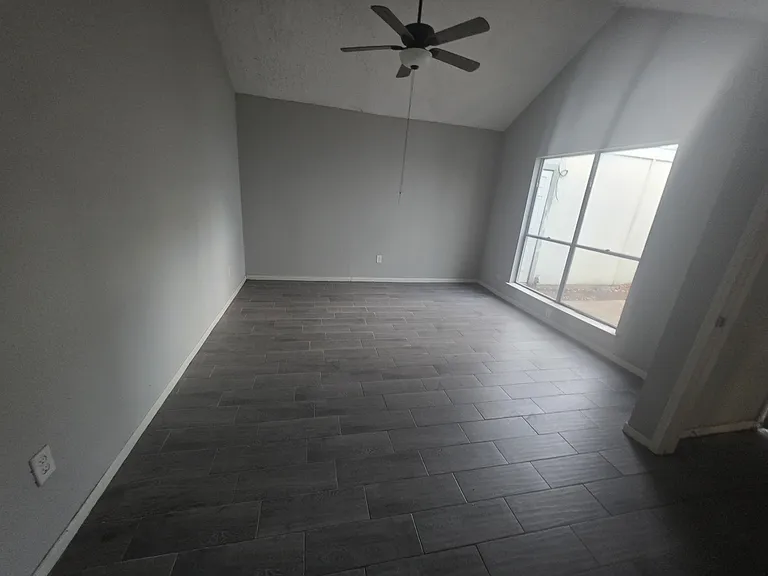 12211 W Village Dr #B — Photo 15
