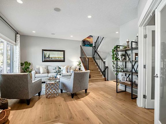 3rd image of 3040 28th St SW