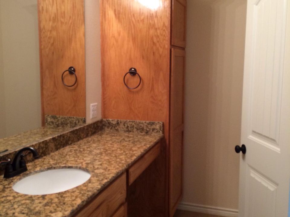 1st image of 307 Ash St #A