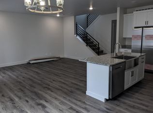 269 Hummingbird Way, Sugar City, ID 83448