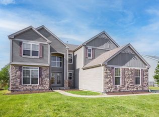 3326 Moraine Dr, Aurora, IL 60506