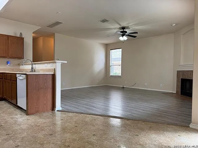 4526 Darien Vis — Photo 12