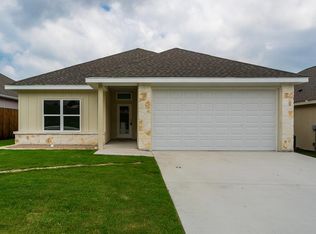 1153 Norfolk Ln, Kerrville, TX 78028