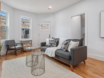 17 Crocker St #1, Somerville, MA, 02143