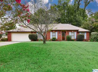 143 Kingswood Dr, Huntsville, AL 35806