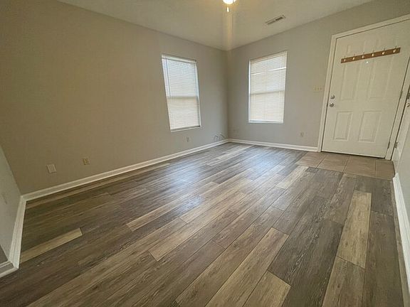 4th image of 1975 Allison Ln NW APT 8