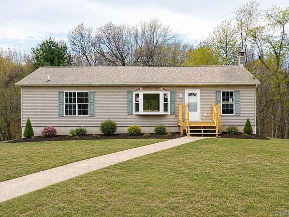 2nd image of 83 Weaver Road