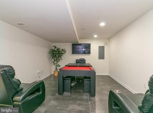 3356 Eagle Ridge Dr, Woodbridge, VA 22191