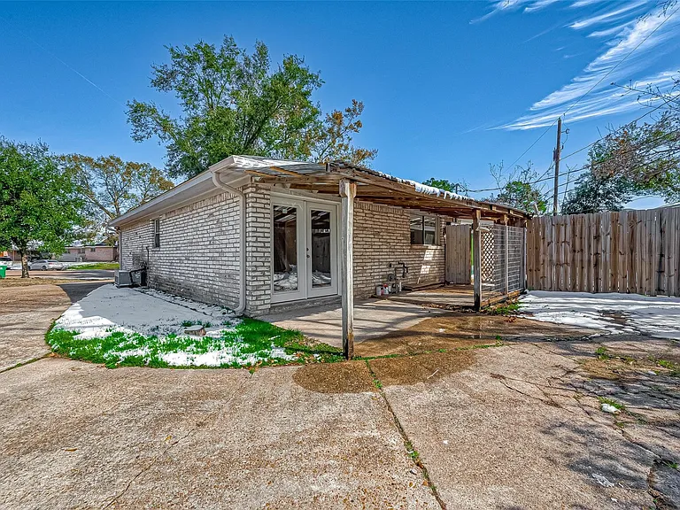 7315 Housman St — Photo 45
