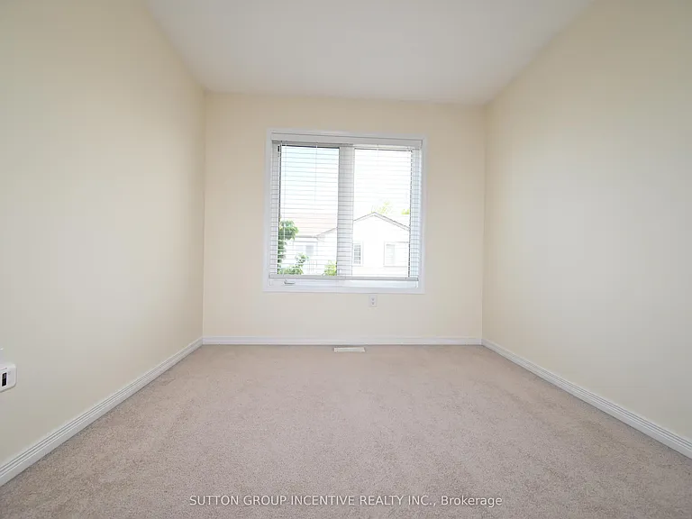 90 Sovereigns Gate #29 — Photo 26