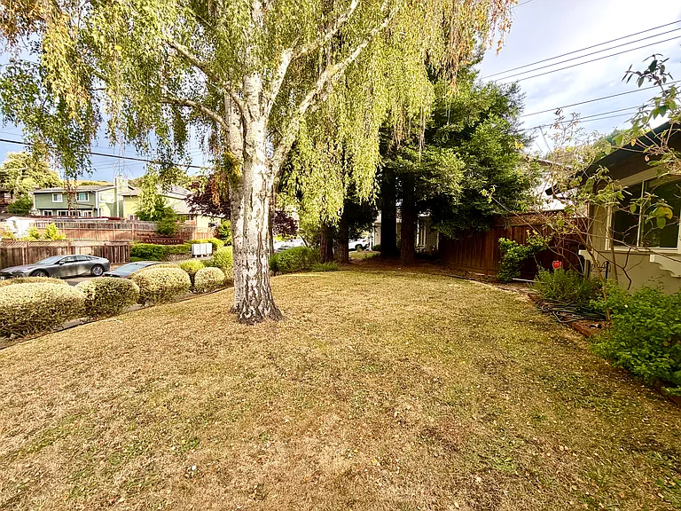 2701 Center Rd — Photo 20