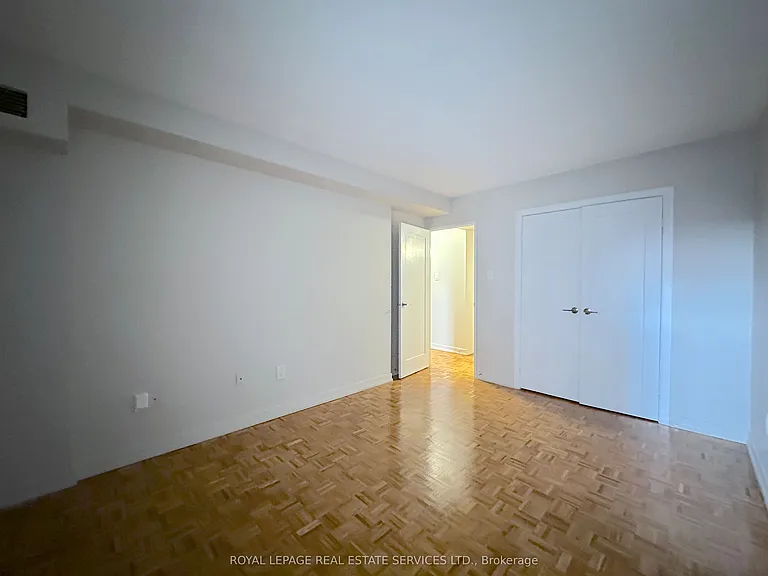 190 Clark Blvd #807 — Photo 8