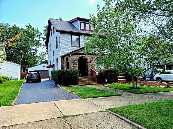 5th image of 327 E Kline St