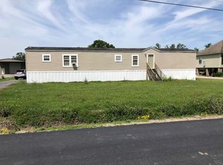 10517 Savoy Rd, Saint Amant, LA 70774