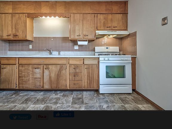 4th image of 1220 N 63rd Ter