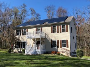 434 Charlestown Rd, Hampton, NJ 08827