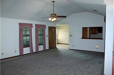 2nd image of 1612 Sunrise Terrace Dr