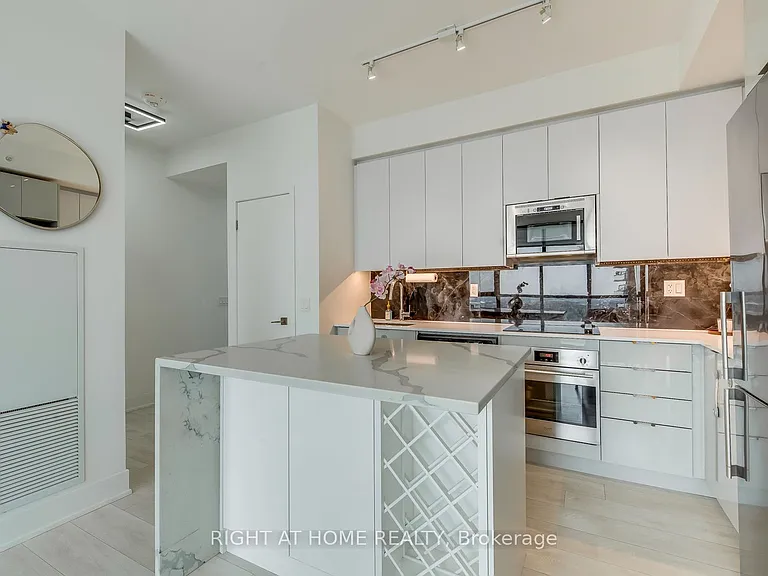 2916 Highway 7 Rd #3202 — Photo 14