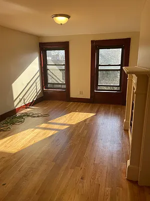 Rented by Compass | media 9