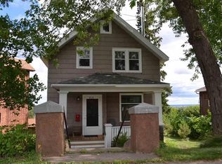 818 W 5th St, Duluth, MN 55806