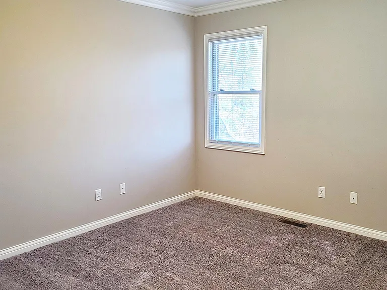 1416 Wind Ridge Ave — Photo 13