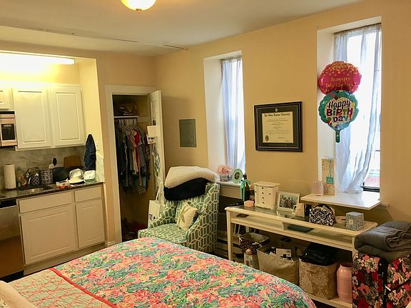 5th image of 331 S Smedley St APT 21