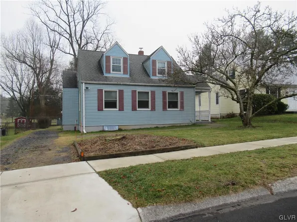 501 Willow Rd, Hellertown, PA 18055