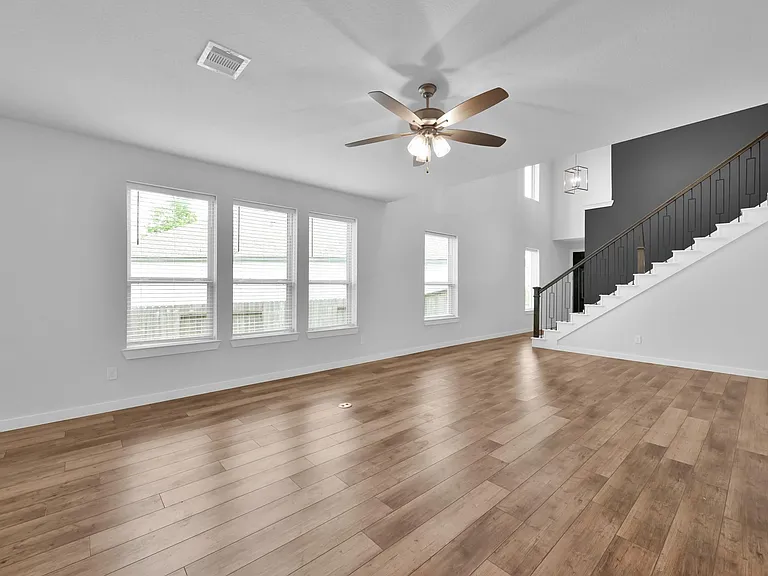 109 Morning Nook Ct — Photo 8