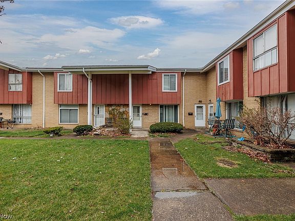 2nd image of 27801 Mills Ave APT J