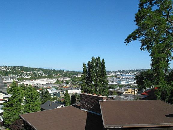Beautiful view from this modern Queen Anne Townhome
