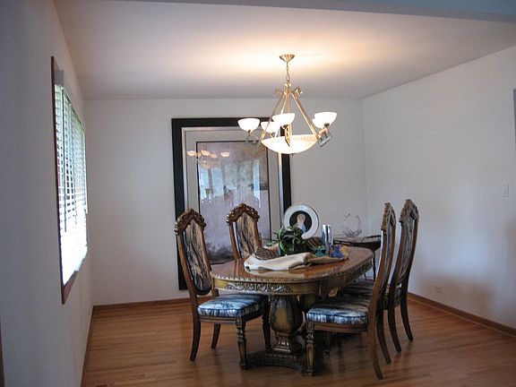 Formal Dinning Room