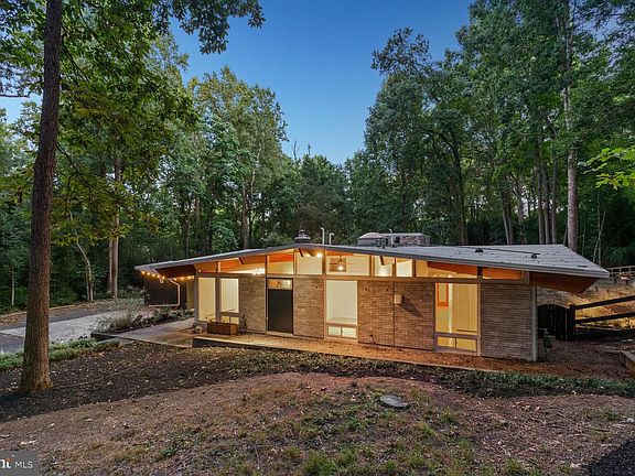 5th image of 9601 Overlea Dr #36