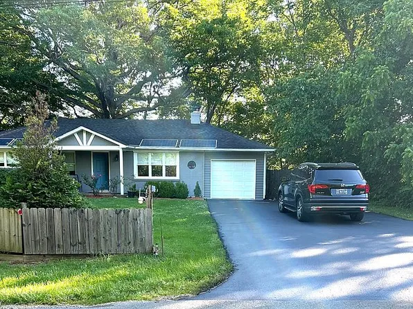 7130 Cemetery Rd, Bowling Green, KY 42103