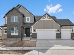 8916 S Smoky Hollow Rd, West Jordan, UT 84081