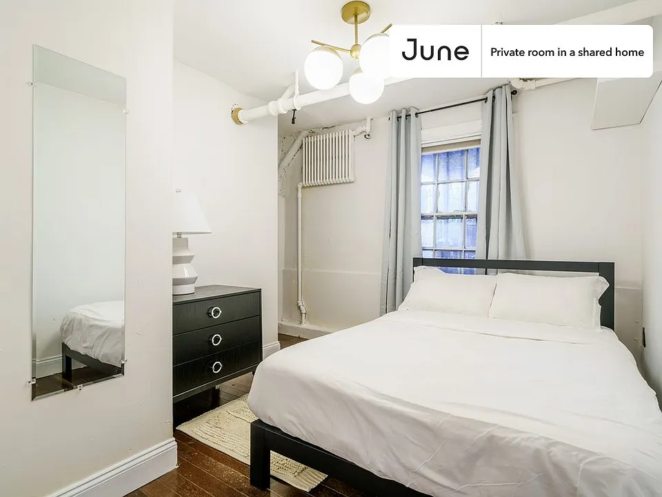 260 Lafayette Ave #E