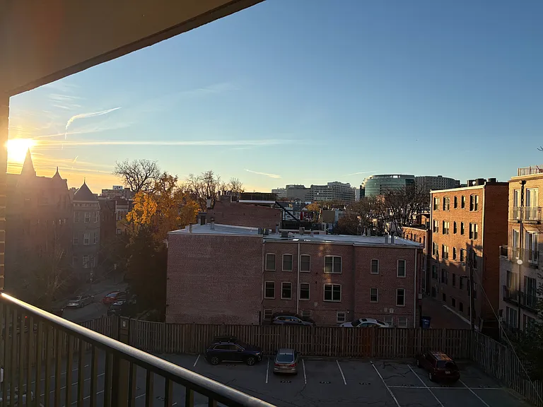 1816 New Hampshire Ave NW #503 — Photo 18