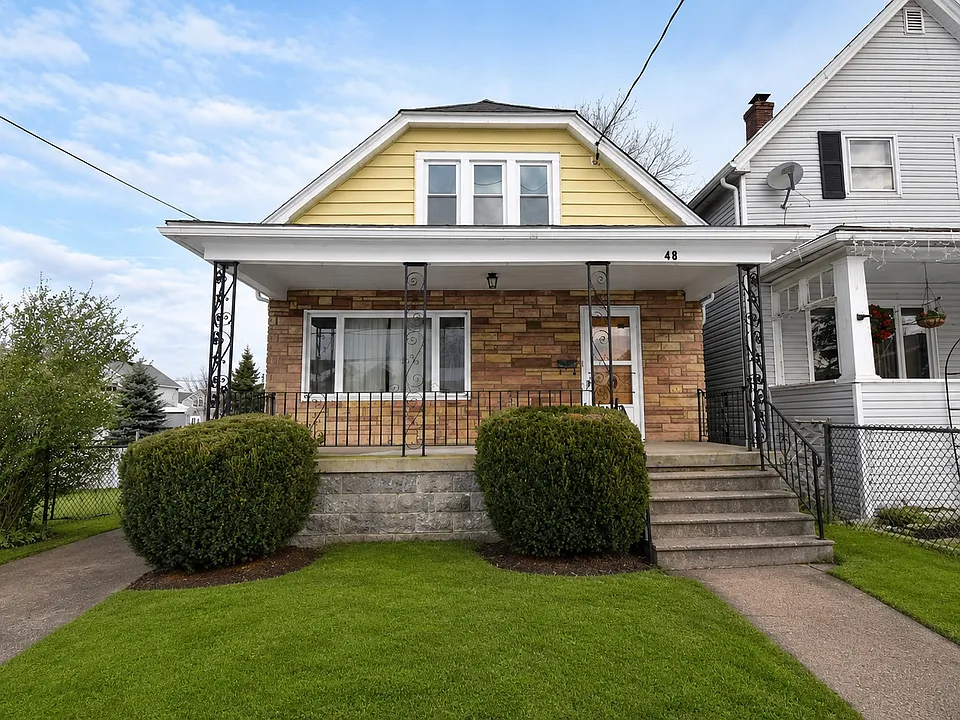 48 Modern Ave #1