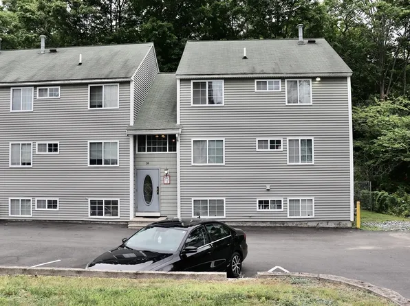 38 Walker St APT 12, Lowell, MA 01854