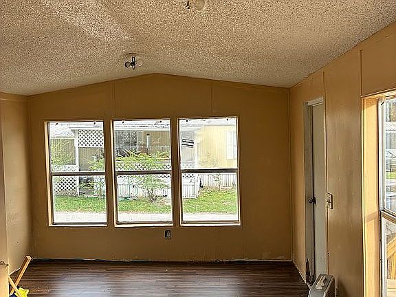 4th image of 2405 State Road 60 E #223