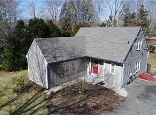 13 Old Post Rd, Clinton, CT 06413