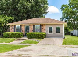 11712 Queens Dr, Baton Rouge, LA 70807