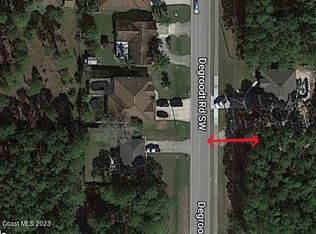 951 Degroodt Rd SW, Palm Bay, FL 32908