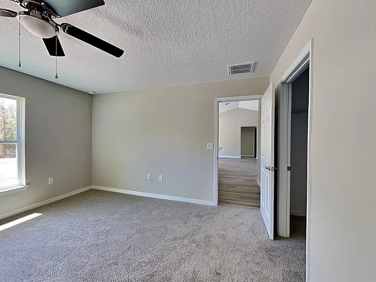22222 SW Marine Blvd — Photo 17