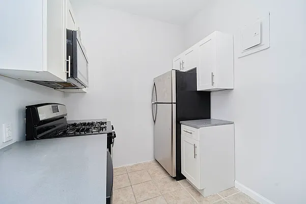 Rented by Living New York | media 13