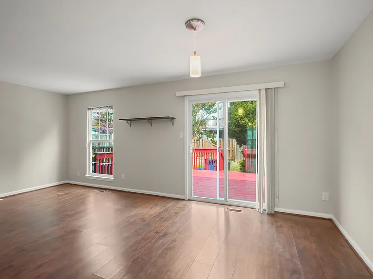 12405 Gooderham Way — Photo 8