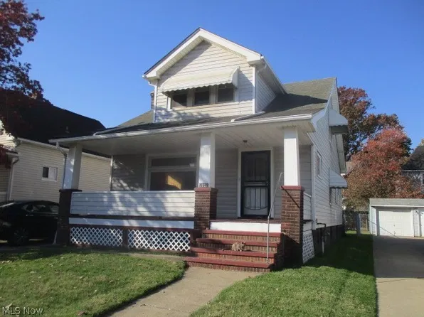 3922 E 41st St, Newburgh Heights, OH 44105