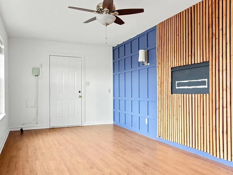 611 Field St — Photo 35