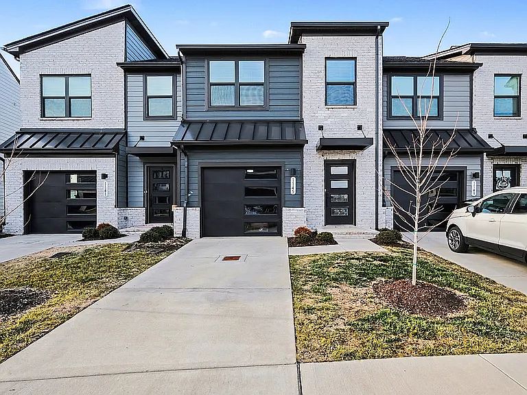 1st image of 1145 Riverbrook Dr
